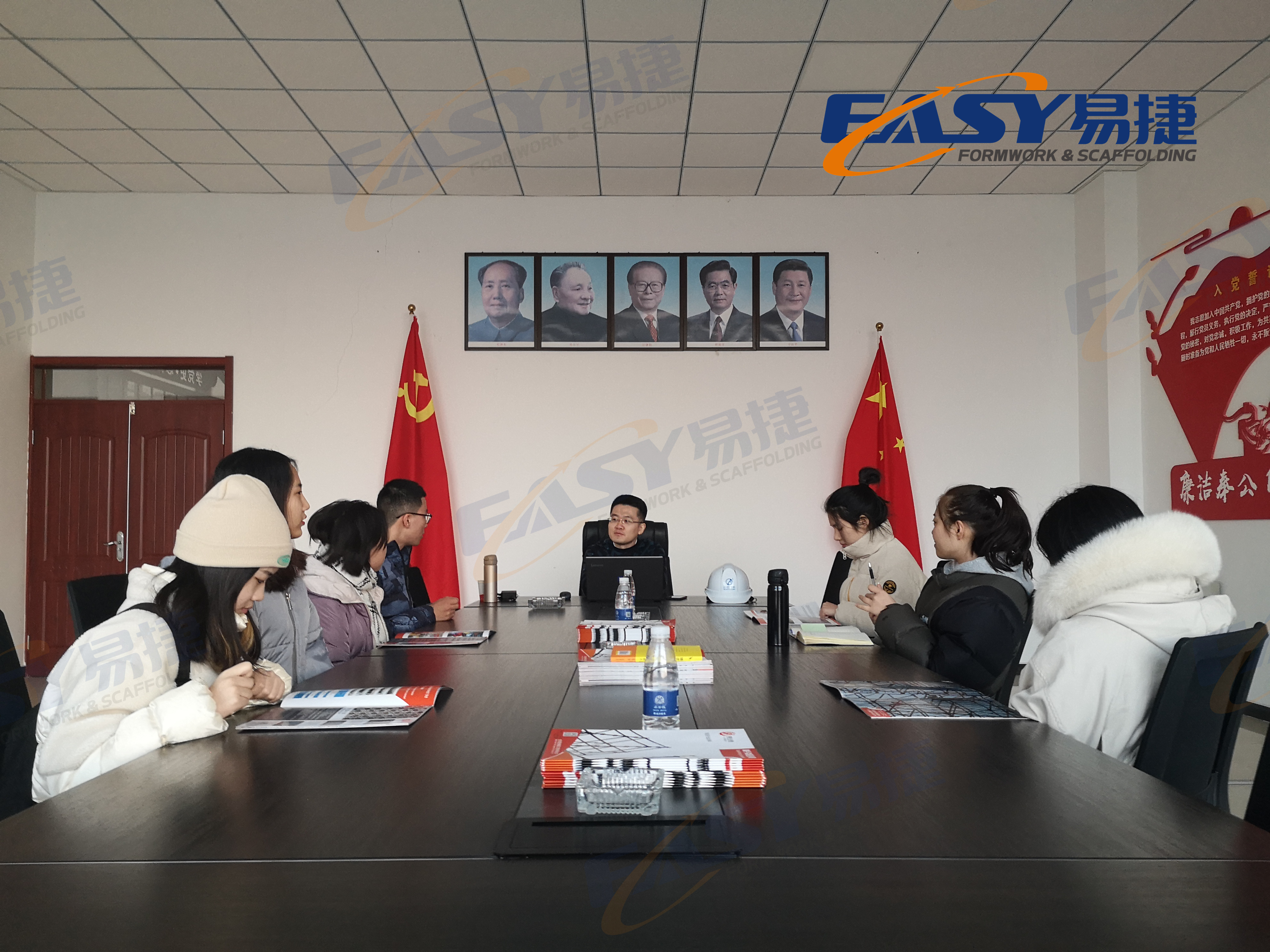 2.T&igrave;m hiểu trong nh&agrave; m&aacute;y sản xuất gi&agrave;n gi&aacute;o Ringlock của ch&uacute;ng t&ocirc;i (2)